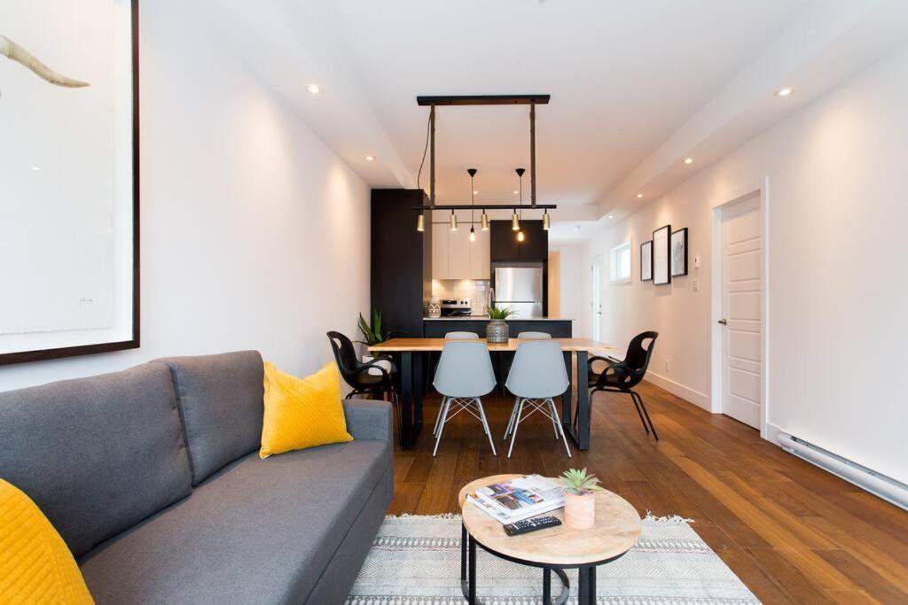 Sleek Condo In The Heart Of Little Italy By Den Stays Montréal Exterior foto